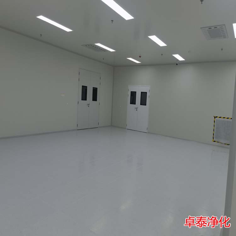 河北玻璃制造十万级净化车间装修厂家施工厂家找卓泰净化